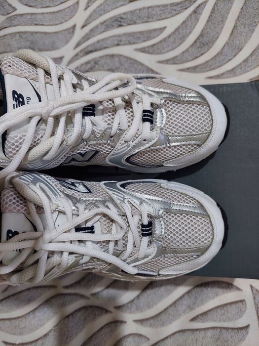 Продам кроссовки New balance