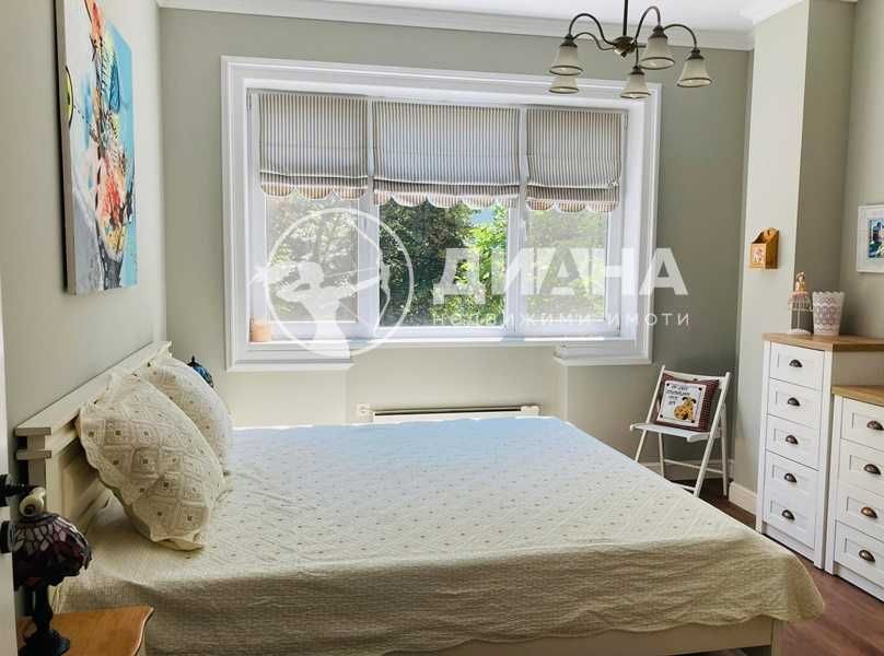 Продава се Двустаен апартамент в Пловдив, Център - 55 кв.м за 2891 €/кв.м - Снимка #2