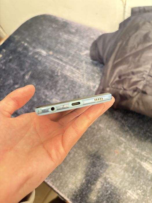 Продам Samsung A52