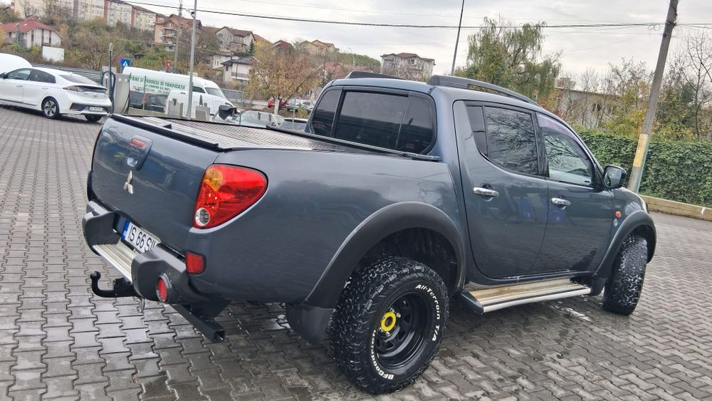 Mitsubishi L200 2008