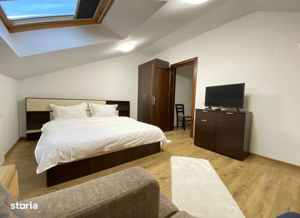 Apartament  3 camere Palat , 72 metri, etaj 7 Cod:162661