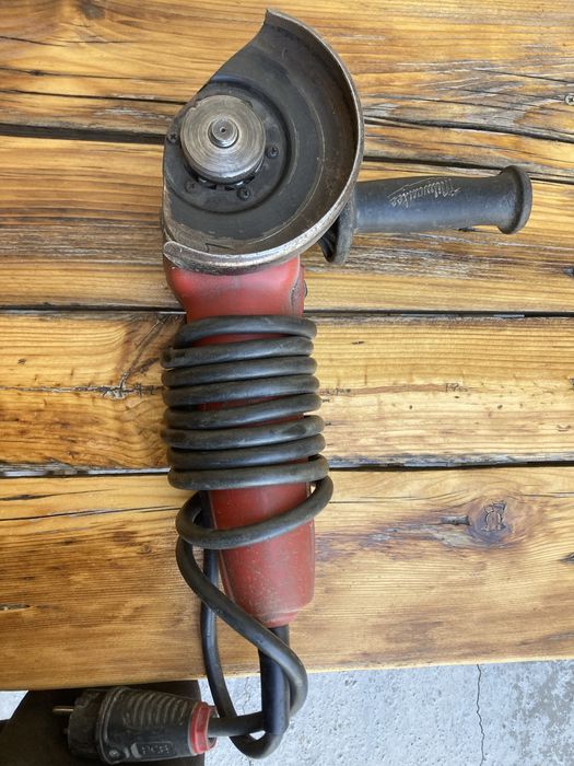 Оригинален малък ъглошлайф Milwaukee