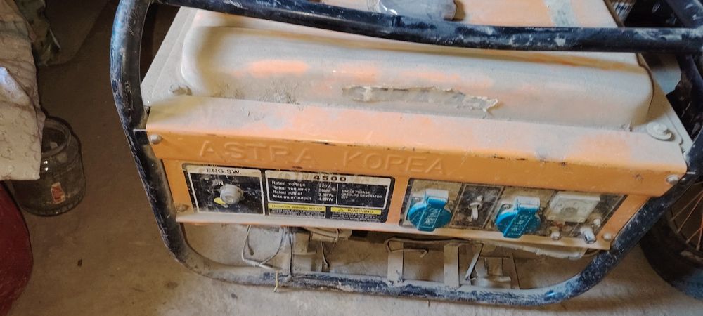 Generator dvijok benzinda iwlidi