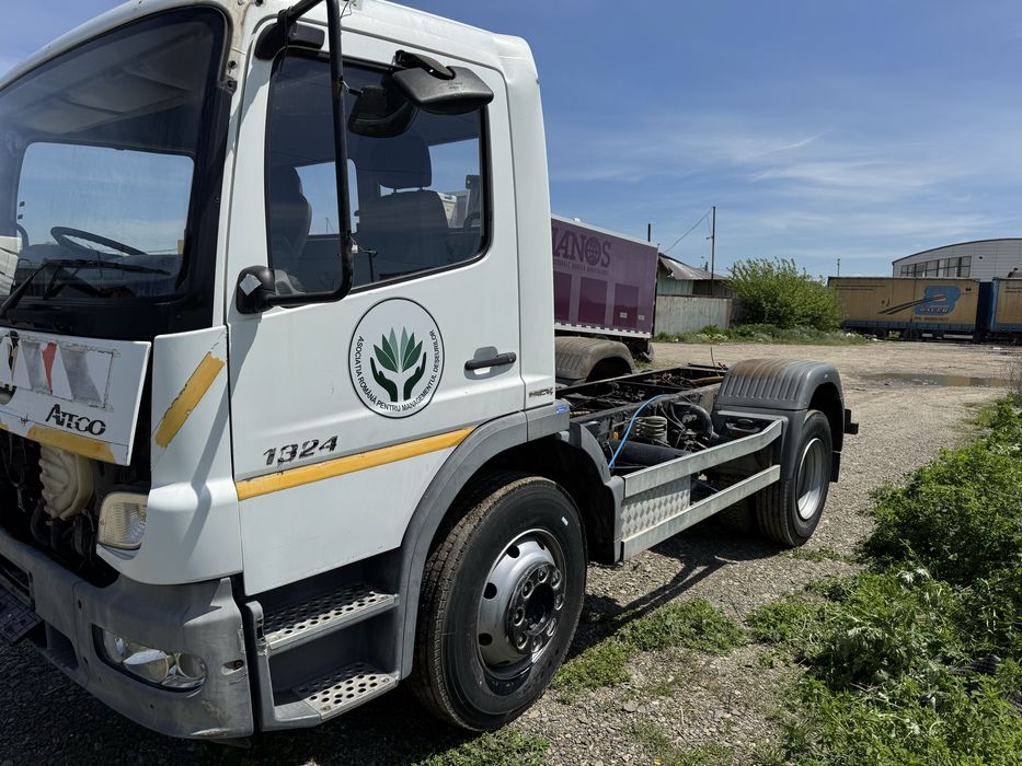 Mercedes  Atego 1324