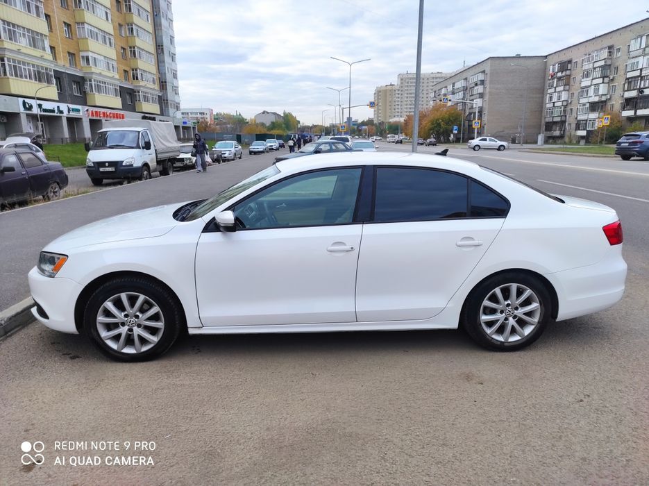 Продаеться фолсфаген джетта