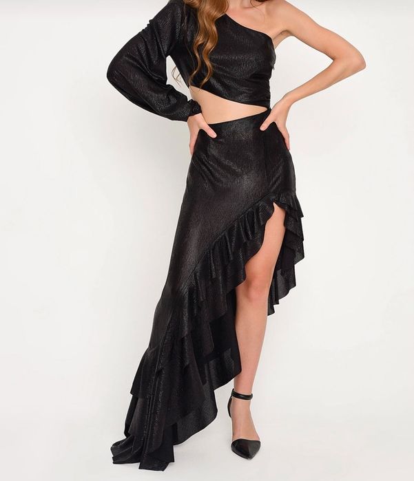 Черна официална рокля