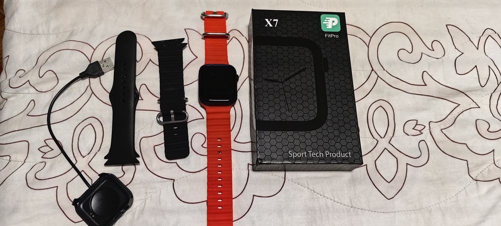 Смарт часовник FitPro X7