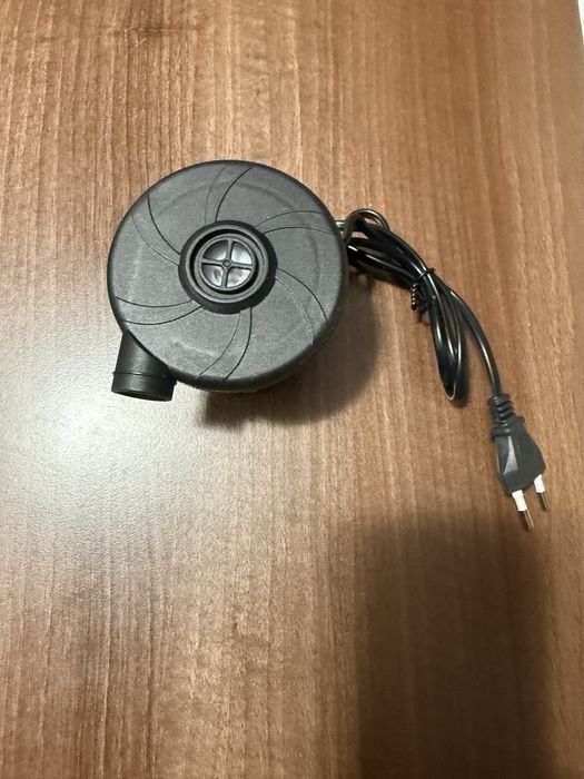 Pompa de aer electrica umfla piscine, saltele etc!