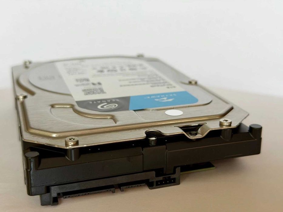 HDD 6 TB Seagate SkyHawk 5400 rpm sata 3 buffer 256 hard disk 6TB nou