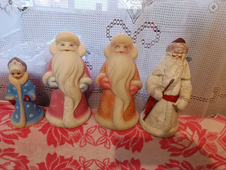 Ёлочные игрушки СССР , дед морозы , снегурочки , гирлянды и т.д.