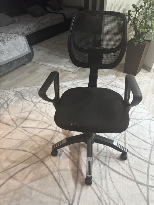 Продам кресло БУ