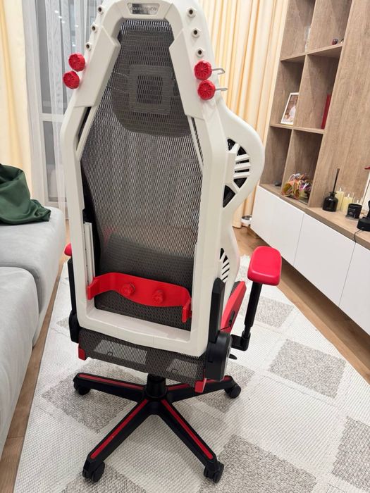 Dxracer Air Pro в отличном состоянии
