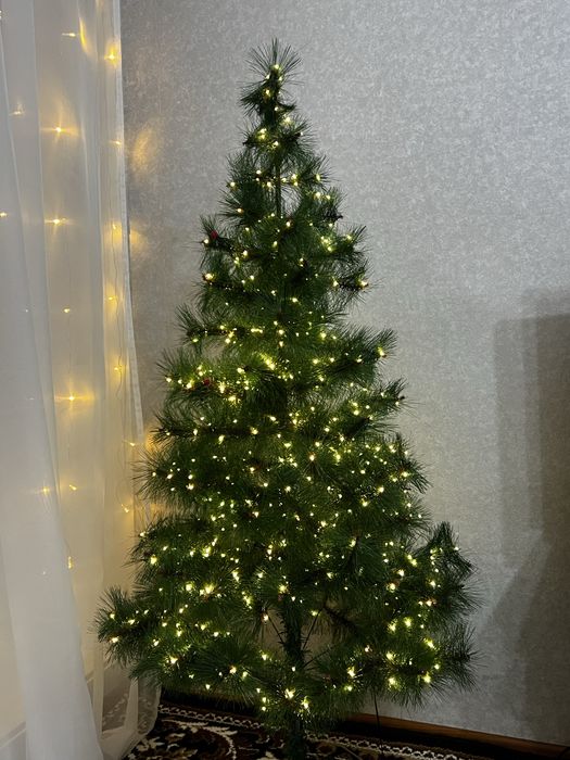 Елка новогодняя продам