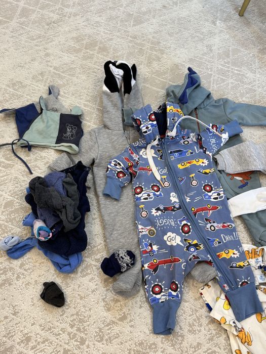 Продам детские вещи на мальчика