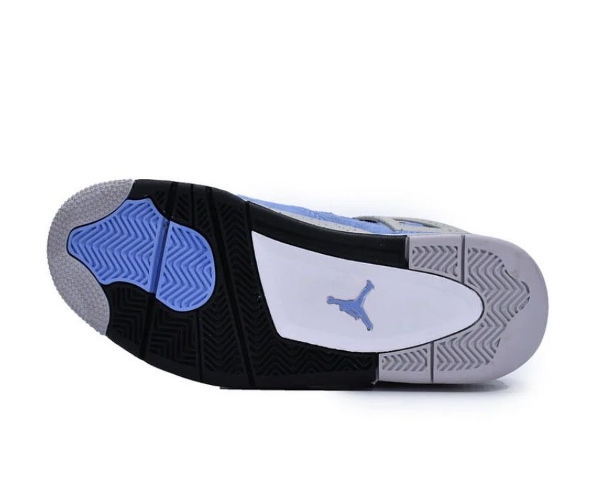 Jordan 4 Retro University Blue