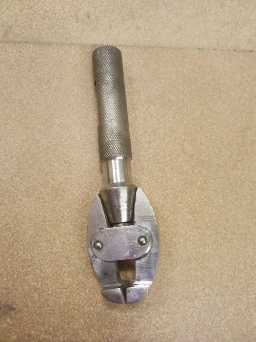 Продам! Тиски_часовые_ручные