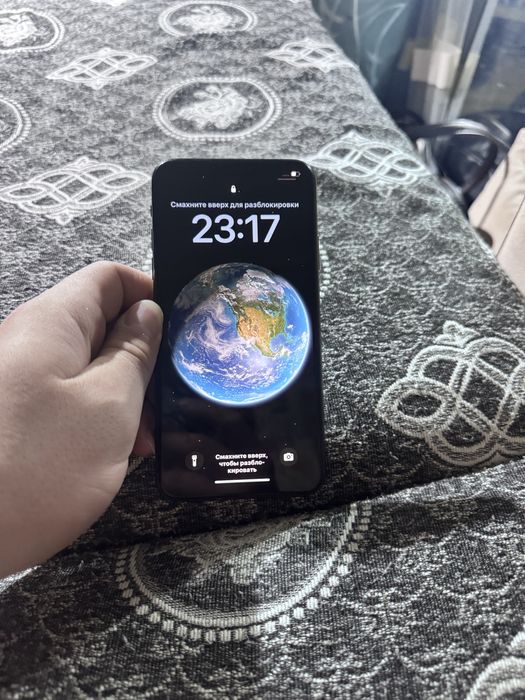 Продам IPhone 11 pro max