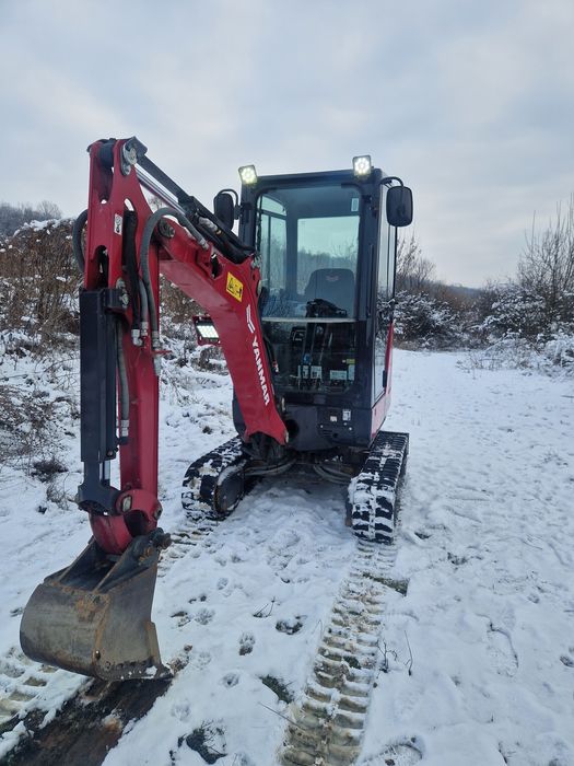 Miniexcavator Yanmar SV17 - doar 230 ore de functionare - an 2022