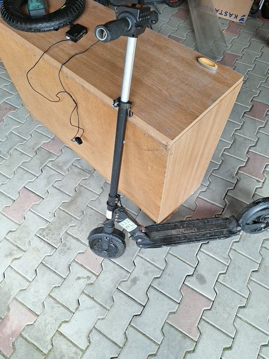 Trotineta electrică Kugoo Kukirin
