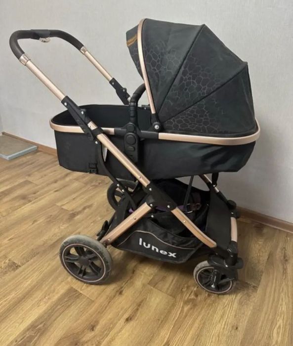 Детская коляска LUNEX
