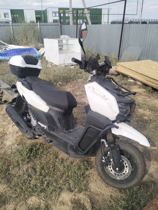Скутер продам танк