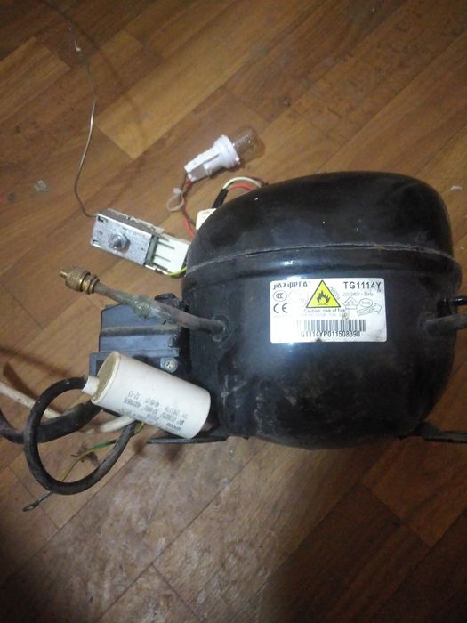 Компрессор от холодильника