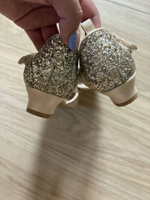 Pantofi fetite cu toc stralucitori H&M