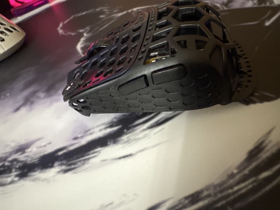 Finalmouse ULX Prophecy Clix medium