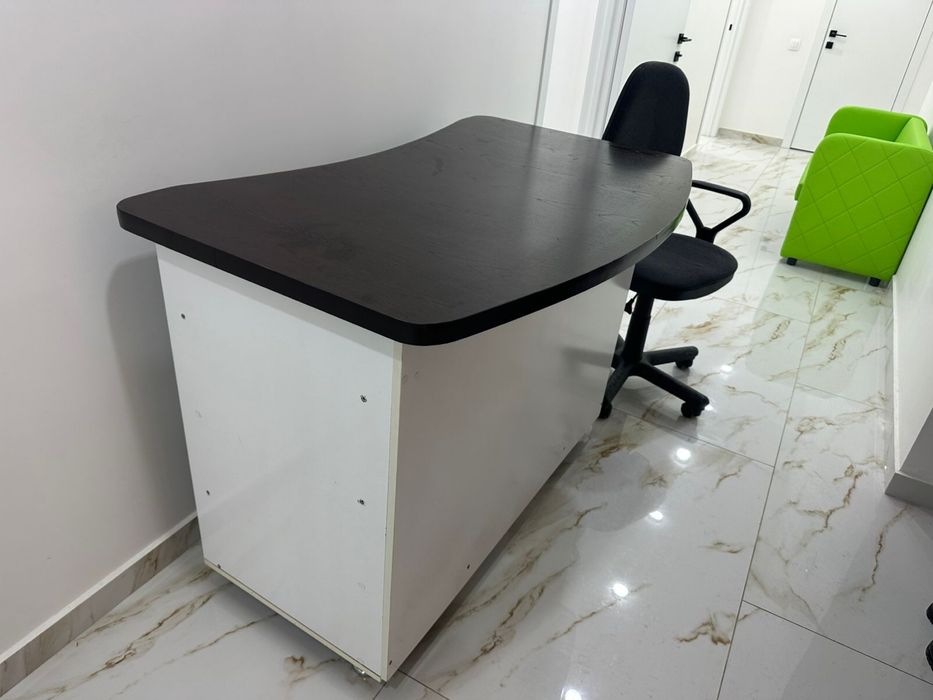 Стол- касса, ресепшн