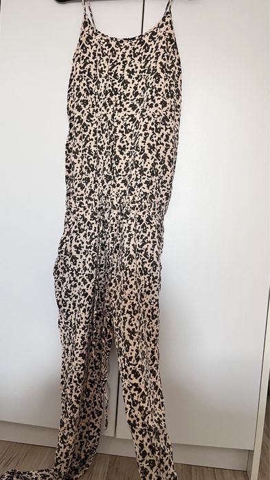 Rochii zara/ hm/ altele