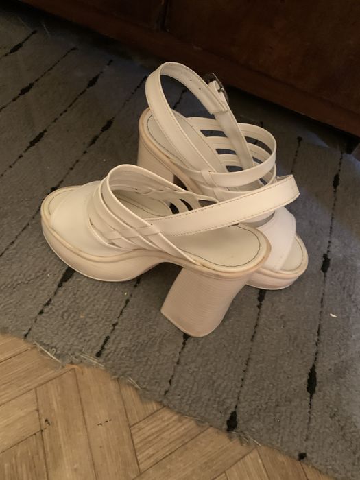 Продавам булчинска рокля