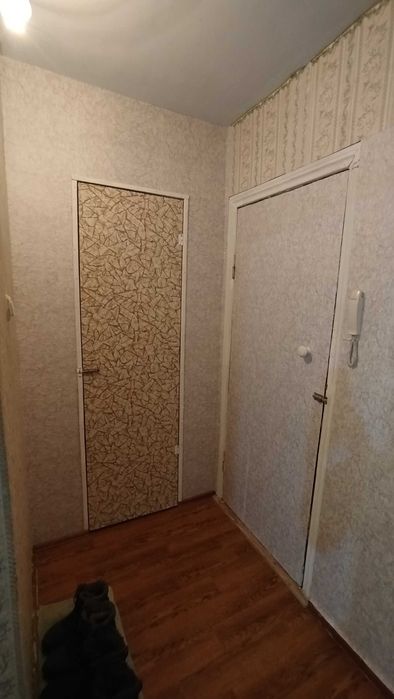 Продам 1.5ку в согре