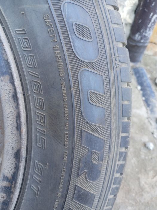 Резину с дисками 195/65/ r15