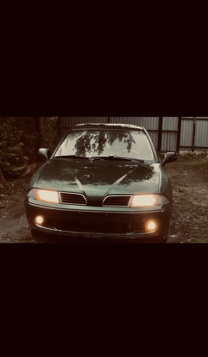 Mitsubishi Carisma