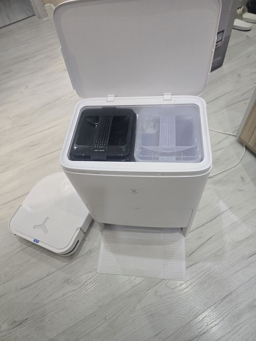 Ecovacs Deebot X5 OMNI