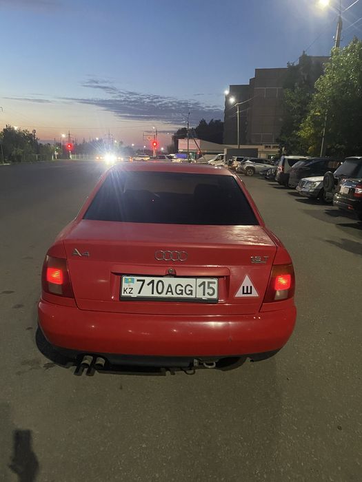 Продам Ауди а4б5 1.8т 1996г