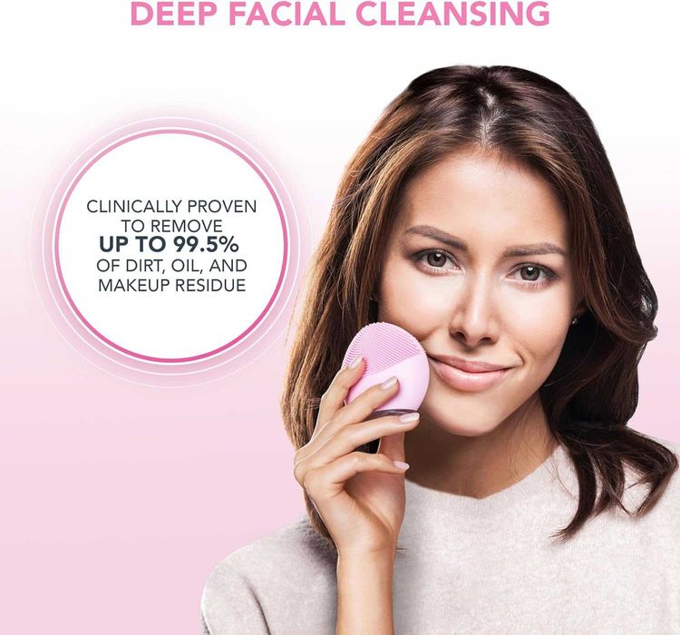 Почистваща електрическа четка за лице FOREO LUNA mini 2 розова