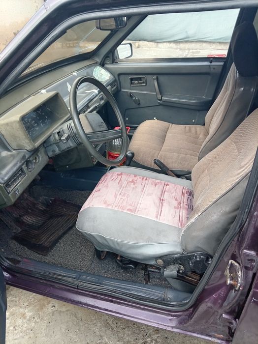 Vaz 2109 sotiladi