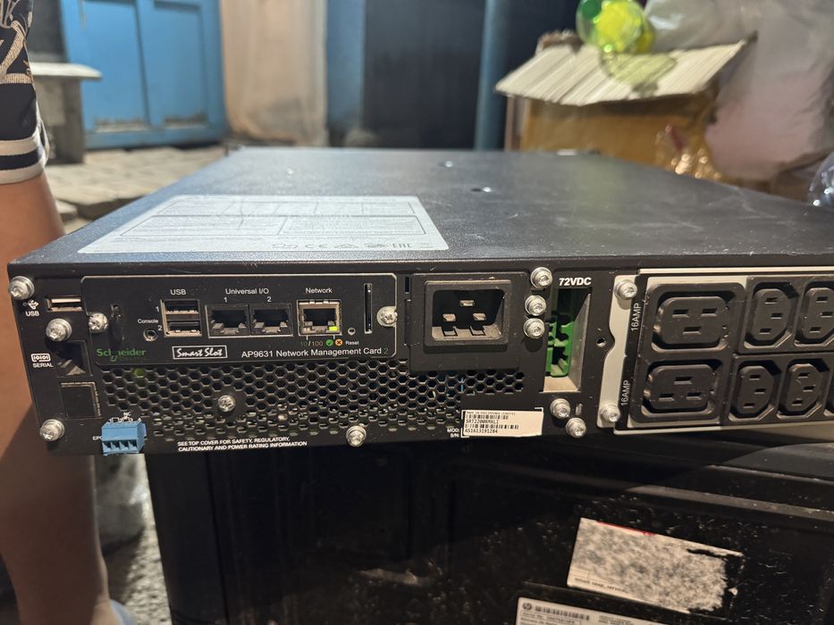 Apc Smart-Ups SRT2200RXMLI