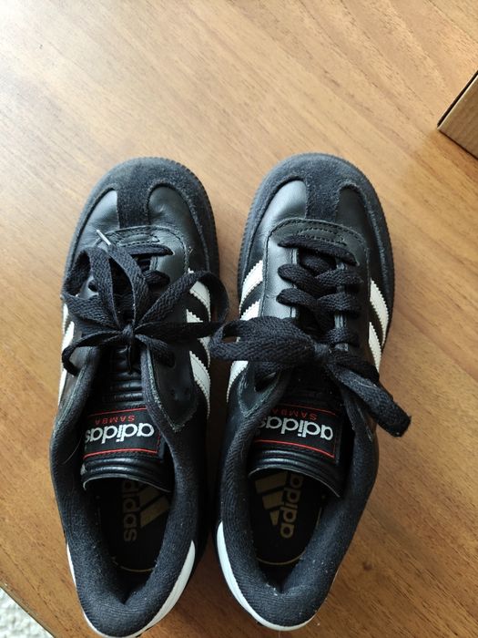 Продам кросовки Adidas 35 размер