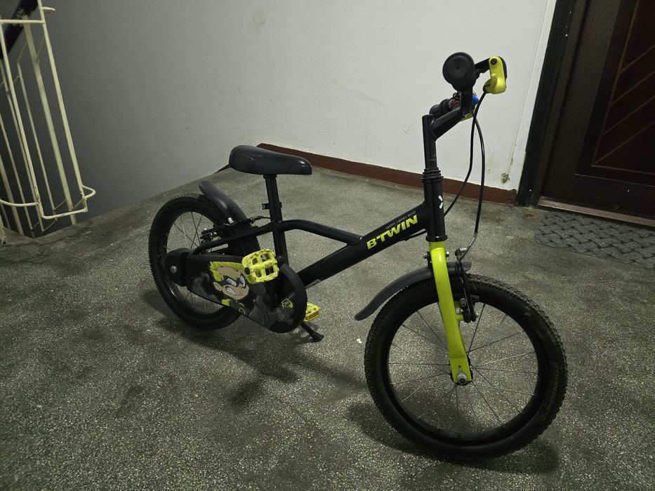 Bicicleta BTWIN Dark Hero 500 16"
