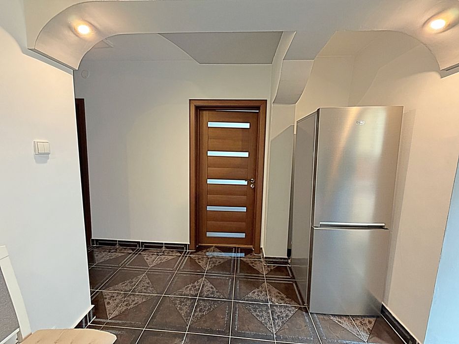 Apartament 2 camere etaj 1 Aleea Plopilor Tg Jiu