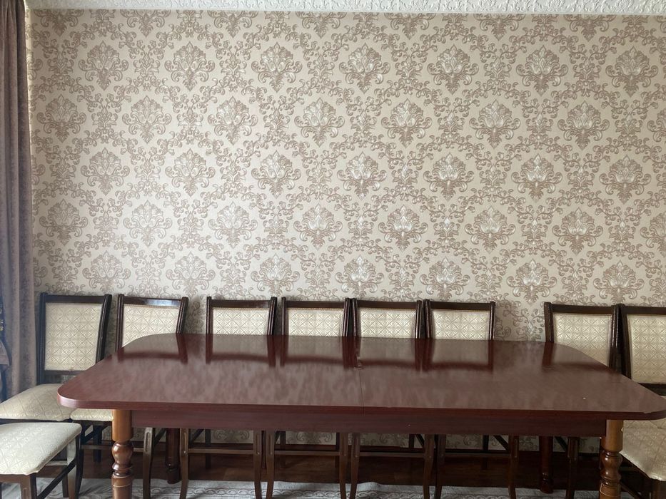 Мебель стол со 12 стулями