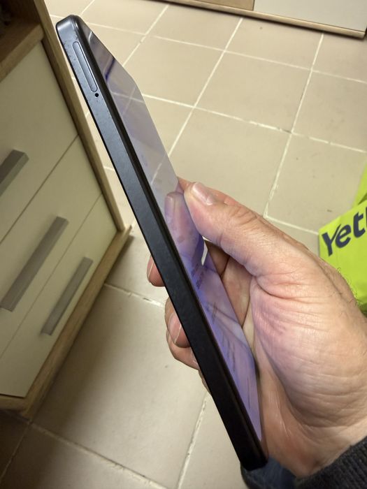 Realme 10 8/256gb - отличен