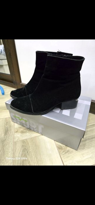 Високи дамски  обувки