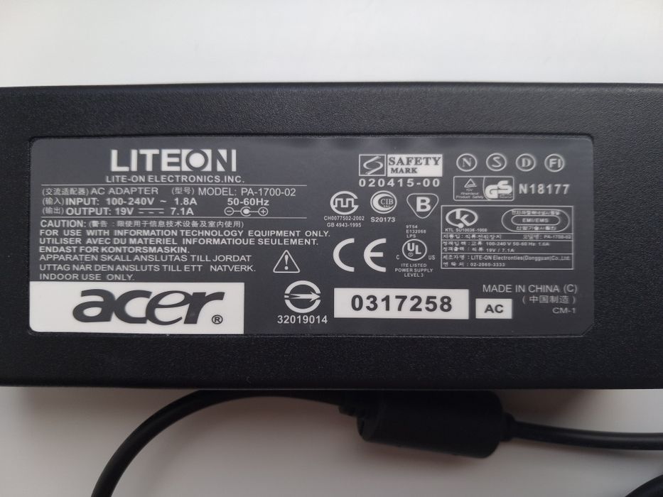 Блок питания от Acer