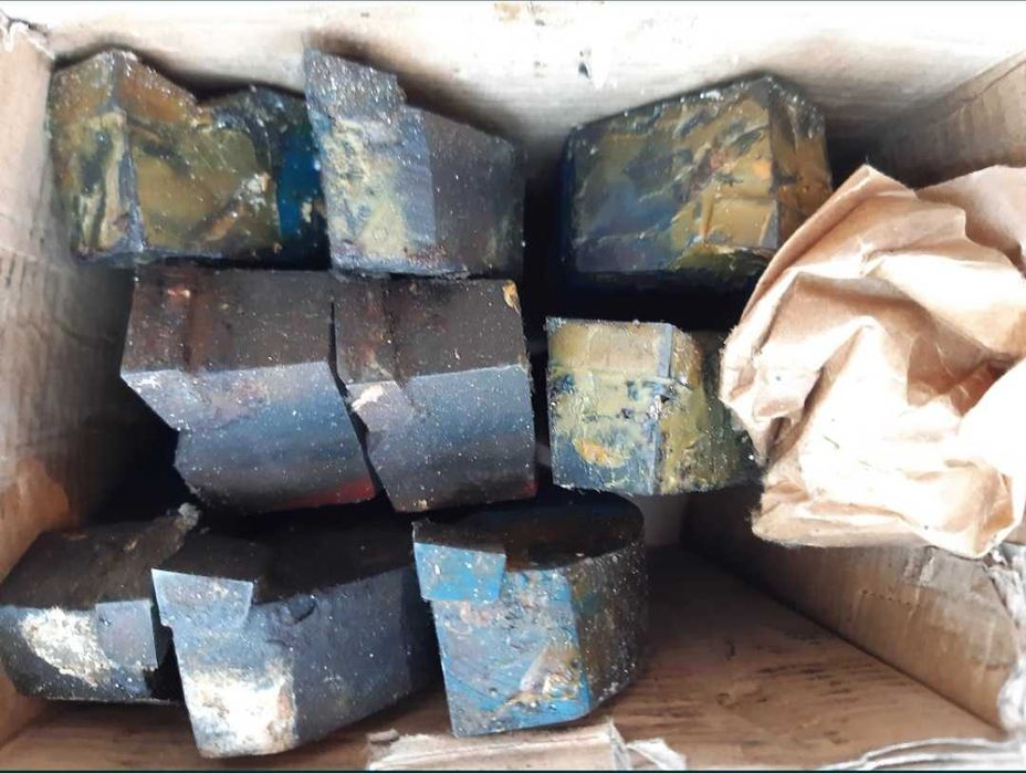 Стругарски ножове от 16 до 32