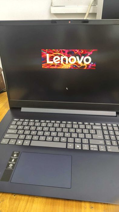 Laptop Ideapad Slim