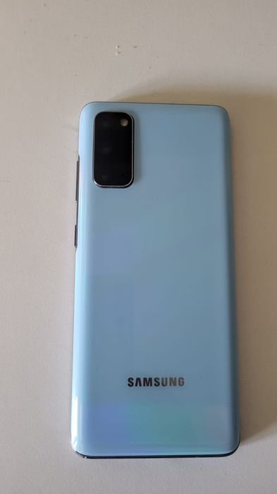 Samsung Galaxi  S 20