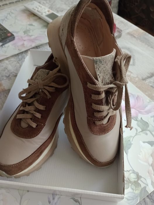 Дамски маратонки